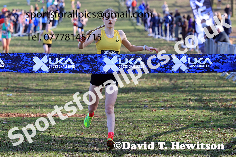 Girls under-15s 2025 UK CAU Inter Counties Cross Country Champs., Wollaton Park, Nottingham. Photo: David T. Hewitson/Sports for All Pics